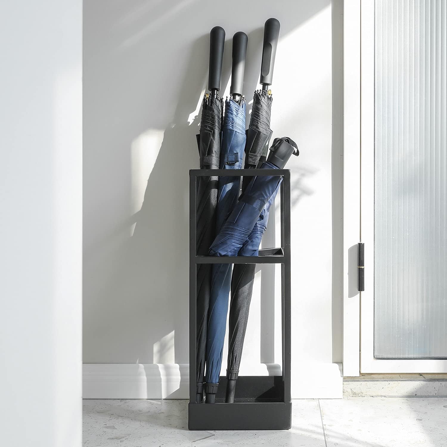20 in Tall Black Metal Geometric Umbrella Stand